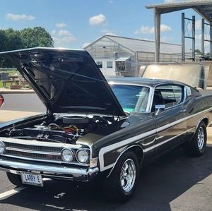 Meet your Posher, Larry